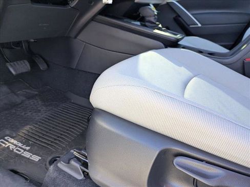 New 2026 Toyota Corolla Cross L image 4