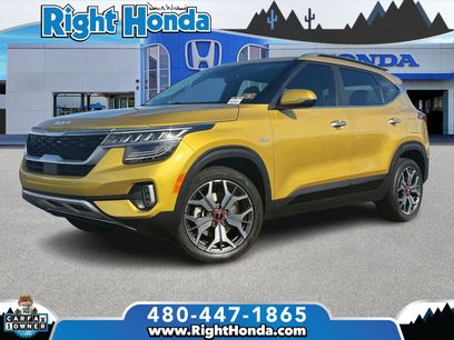 Used 2022 Kia Seltos SX w/ Sunroof Package