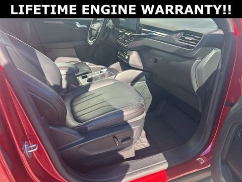 Used 2025 Ford Escape ST-Line Elite w/ Premium Technology Package image 40