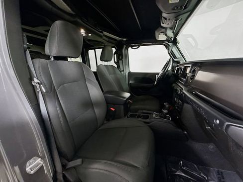 Used 2020 Jeep Wrangler Unlimited Sport image 26