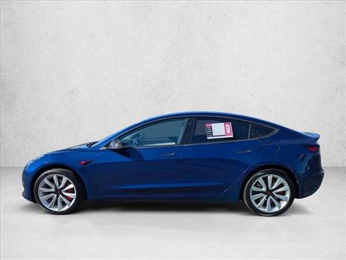 Used 2018 Tesla Model 3 Mid Range image 9