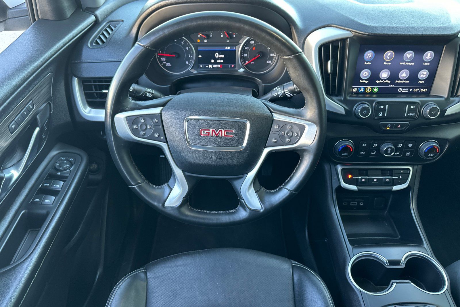 Used 2024 GMC Terrain SLT AWD/4WD image 13