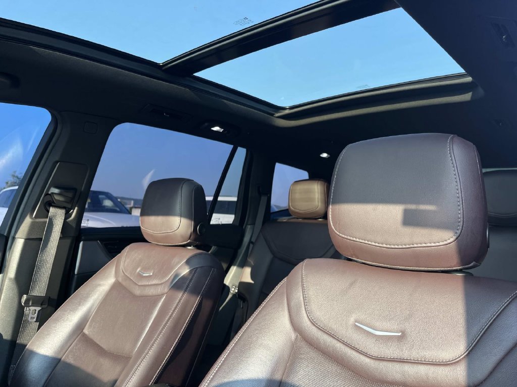 Used 2021 Cadillac XT6 Premium Luxury FWD image 37