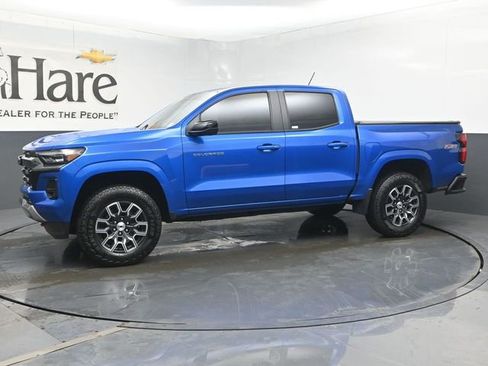 Used 2024 Chevrolet Colorado Z71 w/ Z71 Convenience Package 2 image 31