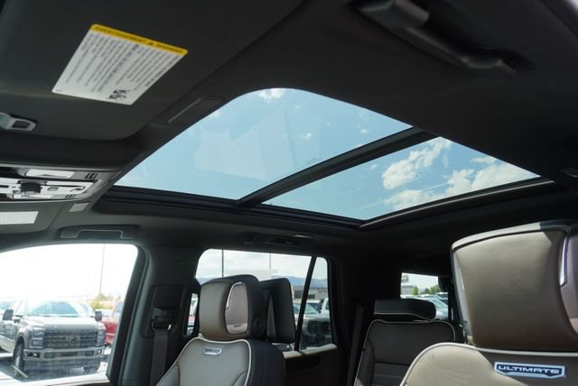 Used 2026 GMC Yukon Denali Ultimate w/ LPO, Floor Liner Package AWD/4WD image 45