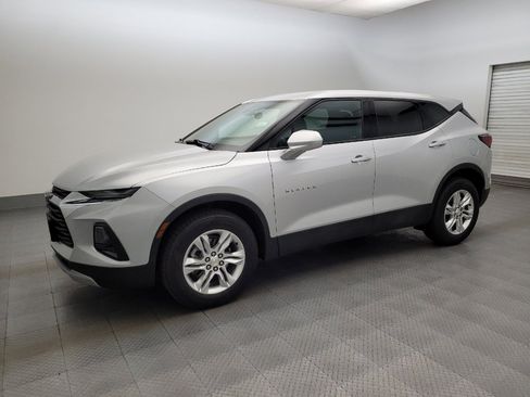 Used 2021 Chevrolet Blazer LT AWD/4WD image 2