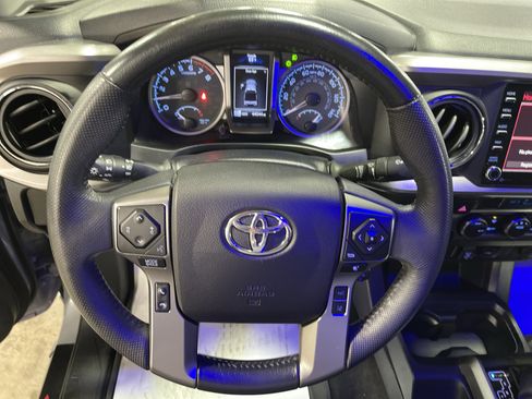 Used 2021 Toyota Tacoma SR5 image 16