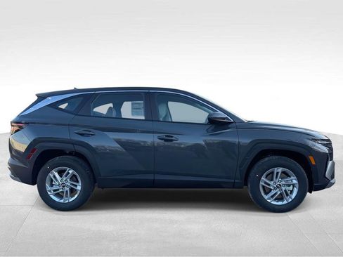 New 2026 Hyundai Tucson SE image 5
