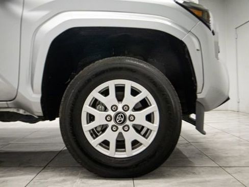 Used 2024 Toyota Tacoma SR5 image 32