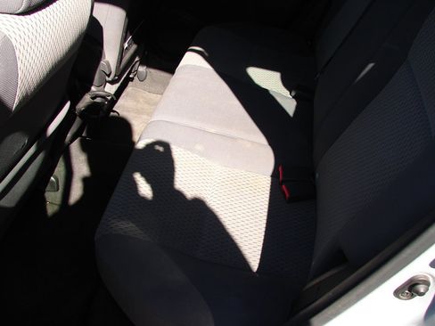 Used 2007 Toyota Matrix image 8