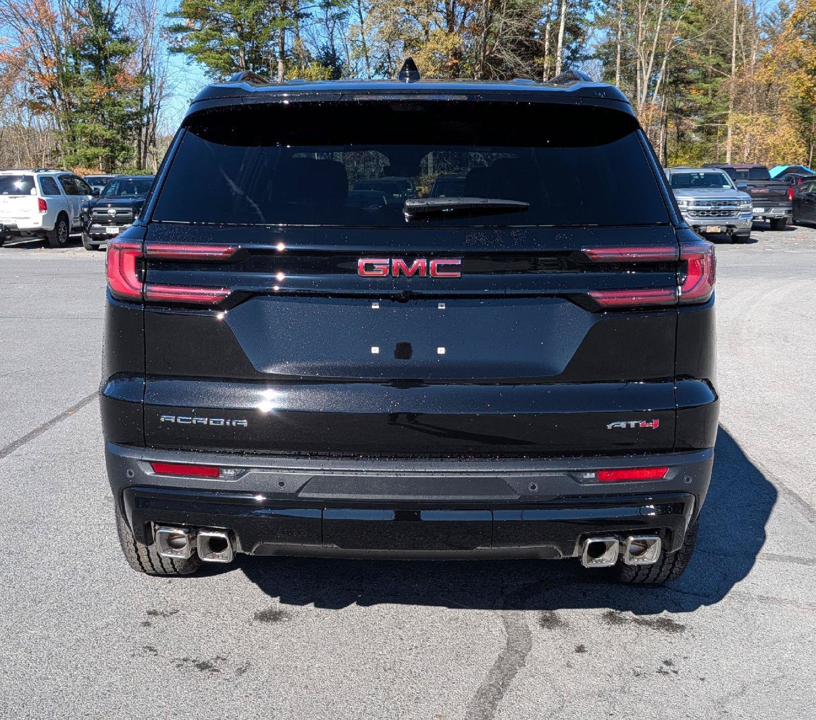 New 2027 GMC Acadia AT4 w/ Luxury Package AWD/4WD image 9
