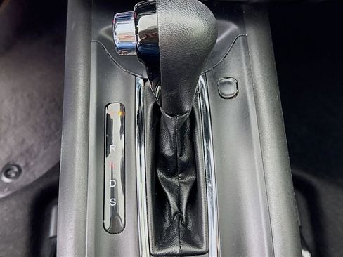 Used 2022 Honda HR-V EX image 19