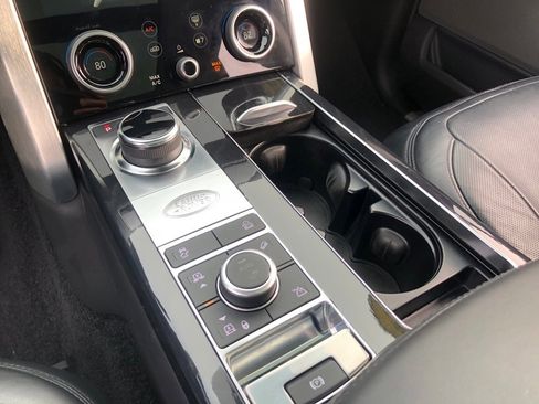 Used 2019 Land Rover Range Rover Long Wheelbase Autobiography image 30