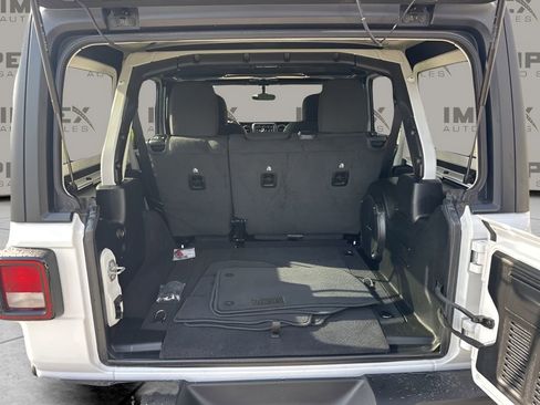 Used 2021 Jeep Wrangler Unlimited Sport image 26