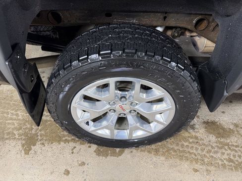 Used 2015 GMC Sierra 1500 SLT w/ SLT Crew Cab Value Package image 25