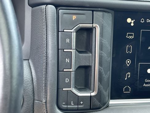 Used 2022 GMC Yukon XL Denali AWD/4WD image 33