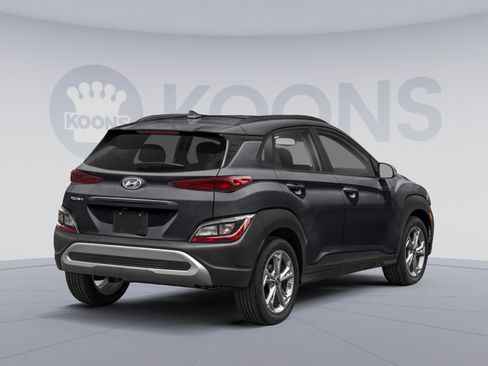 Used 2022 Hyundai Kona SEL AWD/4WD image 2