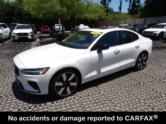 Certified 2025 Volvo S60 T8 Plus AWD/4WD image 4