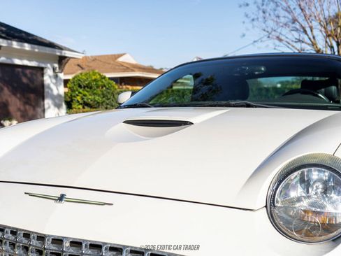 Used 2002 Ford Thunderbird Deluxe image 46