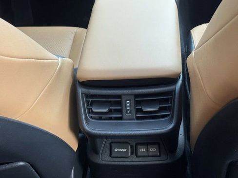 Used 2025 Lexus ES 350 w/ Accessory Package (Z2) image 19