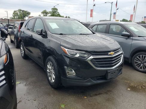 Used 2020 Chevrolet Equinox LS w/ LS Convenience Package FWD image 1