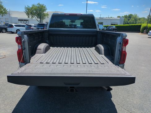 Used 2025 Chevrolet Silverado 2500 Custom w/ Custom Value Package AWD/4WD image 29
