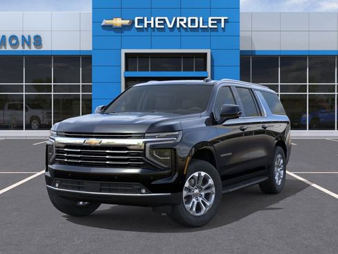 New 2026 Chevrolet Suburban LT w/ Comfort Package image 7