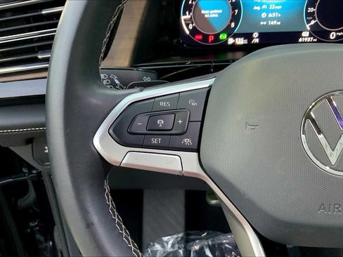 Used 2024 Volkswagen Atlas SE image 22