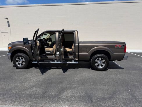 Used 2016 Ford F250 Lariat w/ Lariat Ultimate Package AWD/4WD image 40