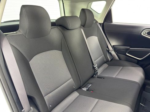 Used 2020 Kia Soul LX image 30