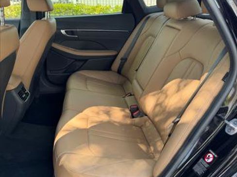 Used 2023 Hyundai Sonata Limited FWD image 17