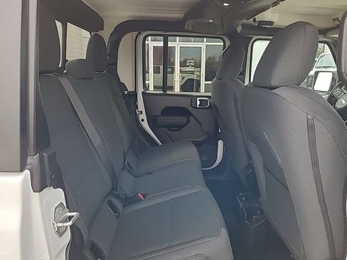 New 2026 Jeep Gladiator Willys image 29