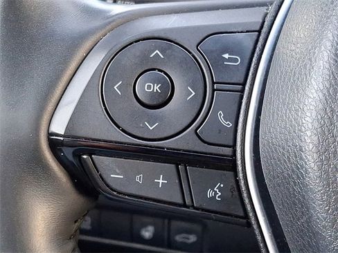 Used 2021 Toyota Venza Limited image 20