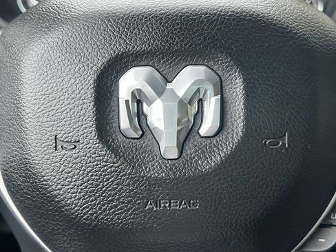 Used 2021 RAM 3500 Big Horn image 19