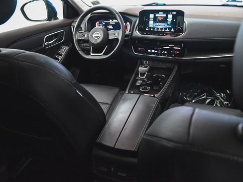 Used 2022 Nissan Rogue Platinum w/ Head-Up Display Package image 35