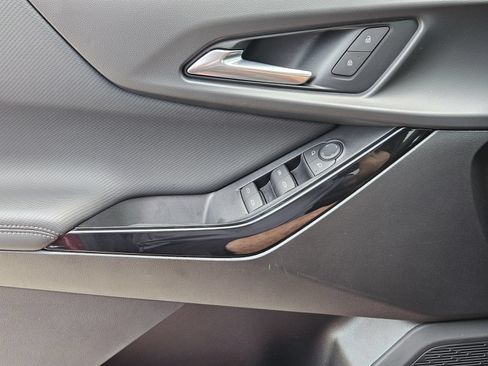 New 2027 Chevrolet Equinox LT FWD image 23