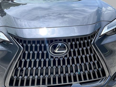 Used 2024 Lexus NX 250 FWD image 30