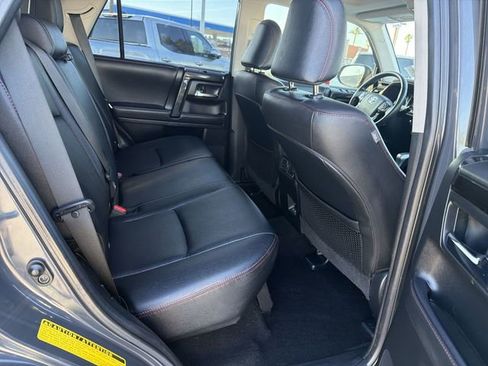 Certified 2024 Toyota 4Runner TRD Off-Road Premium w/ Moonroof Package AWD/4WD image 30
