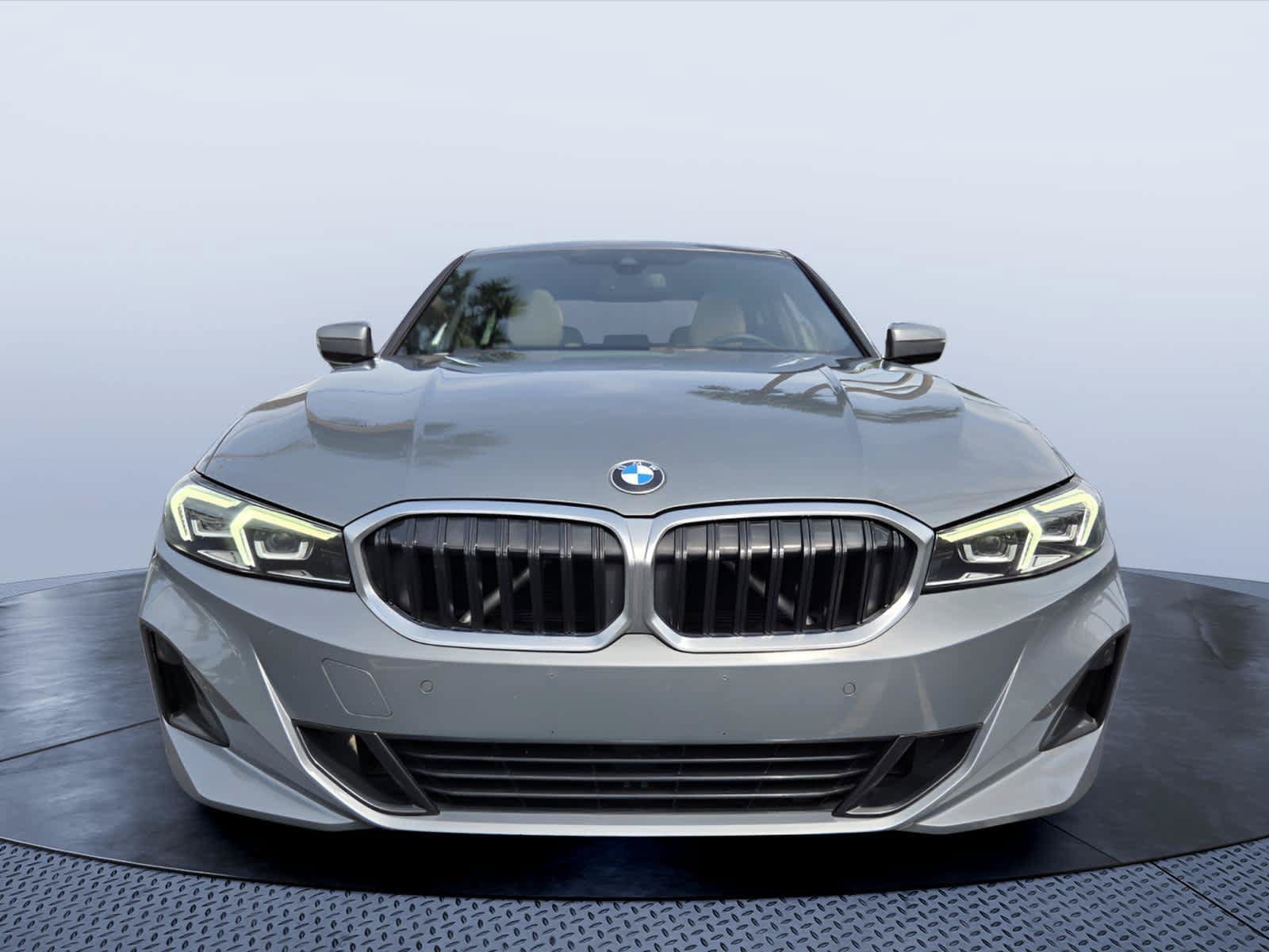 Used 2023 BMW 330i xDrive Sedan w/ Premium Package AWD/4WD image 8
