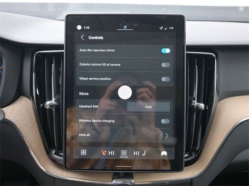 New 2026 Volvo XC60 B5 Core w/ Climate Package image 19