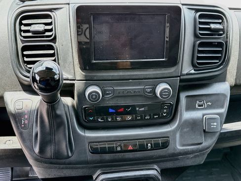 Used 2025 RAM ProMaster 3500 w/ Convenience Group FWD image 18