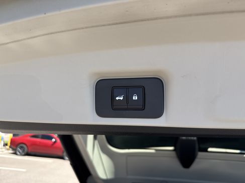 Certified 2024 Nissan Ariya AWD image 14