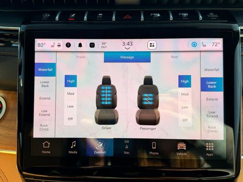 Used 2025 Jeep Grand Cherokee Summit image 30