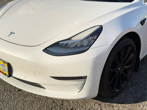 Used 2018 Tesla Model 3 Long Range AWD/4WD image 9