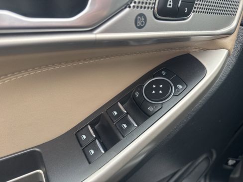 Used 2023 Ford Explorer Limited w/ Equipment Group 301A image 22