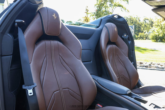 Used 2021 Ferrari 812 GTS RWD image 51