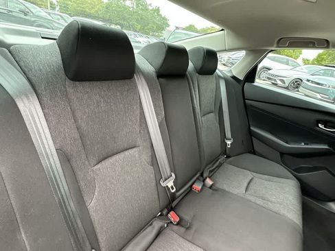 Used 2024 Honda Accord EX image 26