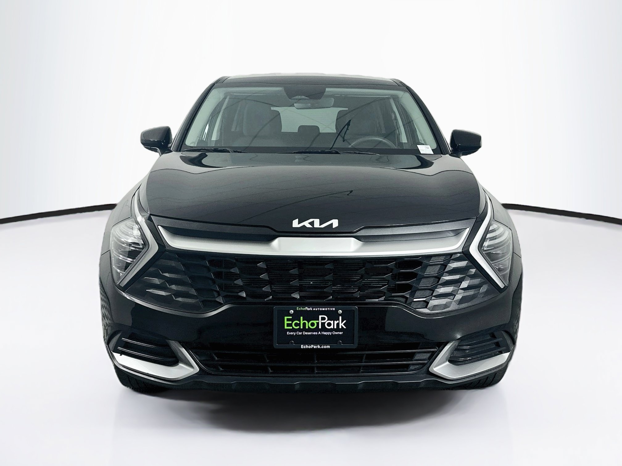 Used 2025 Kia Sportage LX AWD/4WD image 2