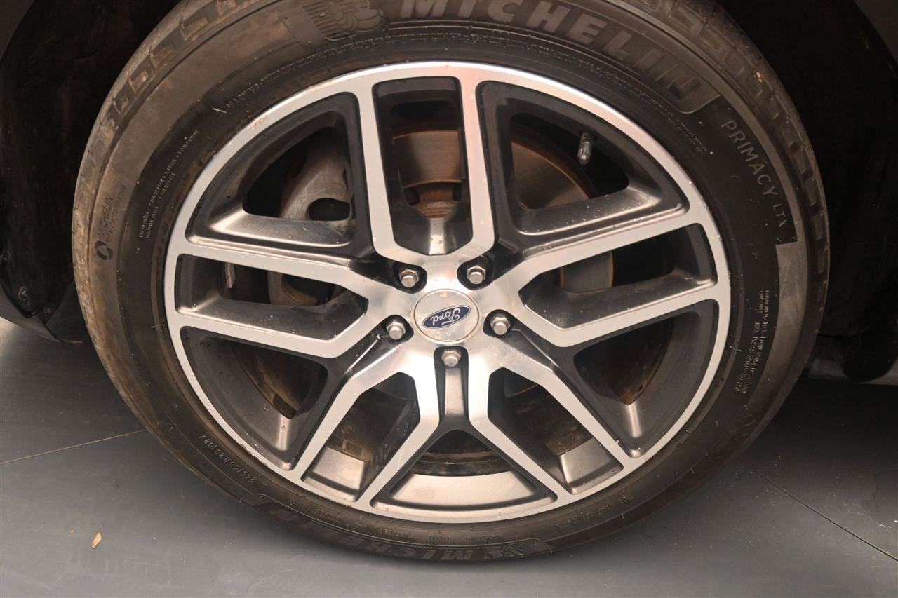 Used 2017 Ford Explorer Sport w/ Equipment Group 401A AWD/4WD image 16