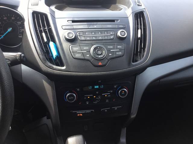 Used 2018 Ford Escape SE FWD image 18